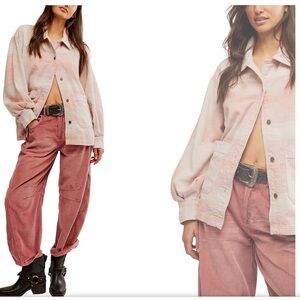 We The Free Keep it Cozy Shirt
Size S
Slouchy oversized fit

Free People